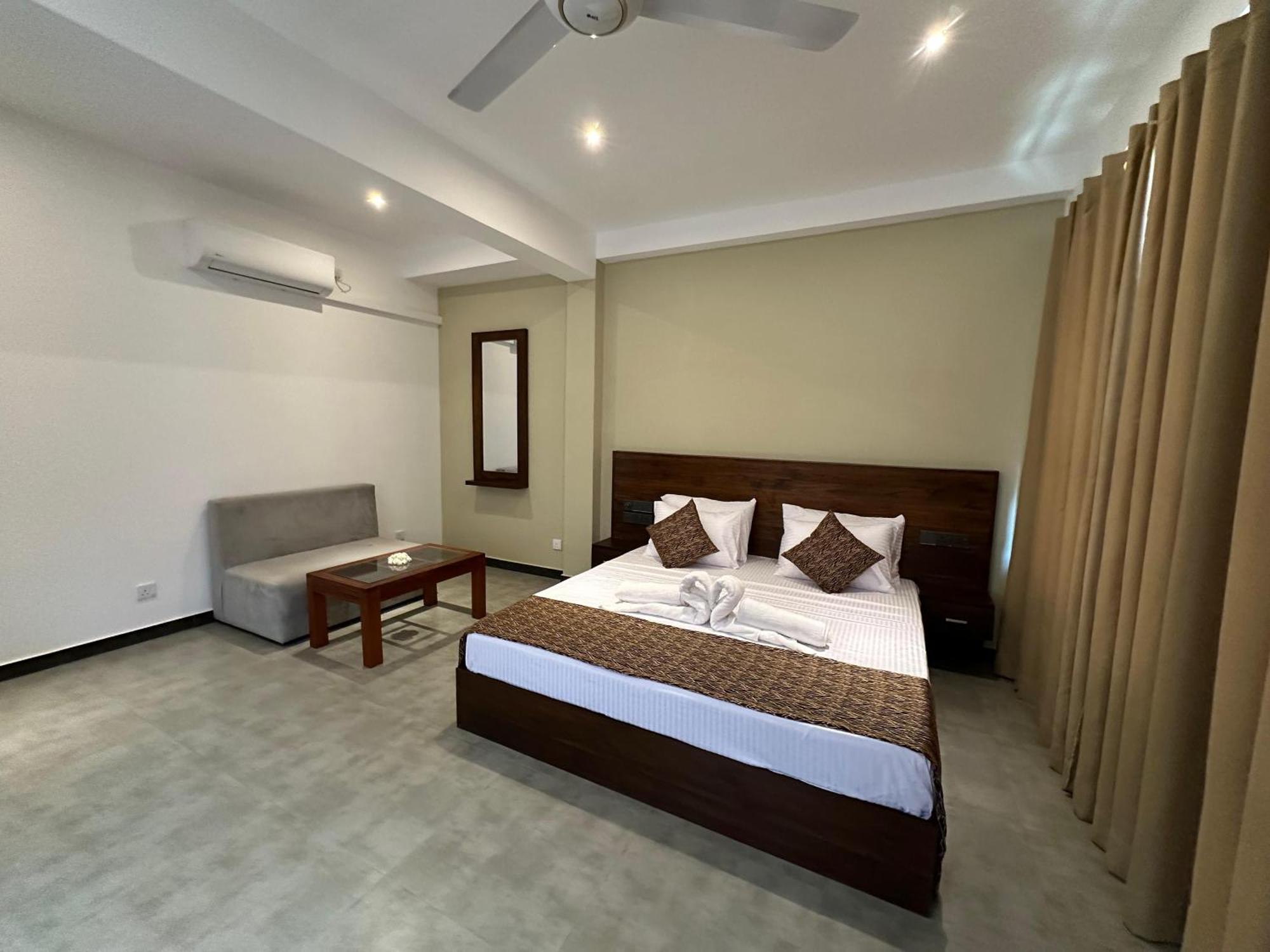 Cocos Polhena Hotel Matara Exterior foto