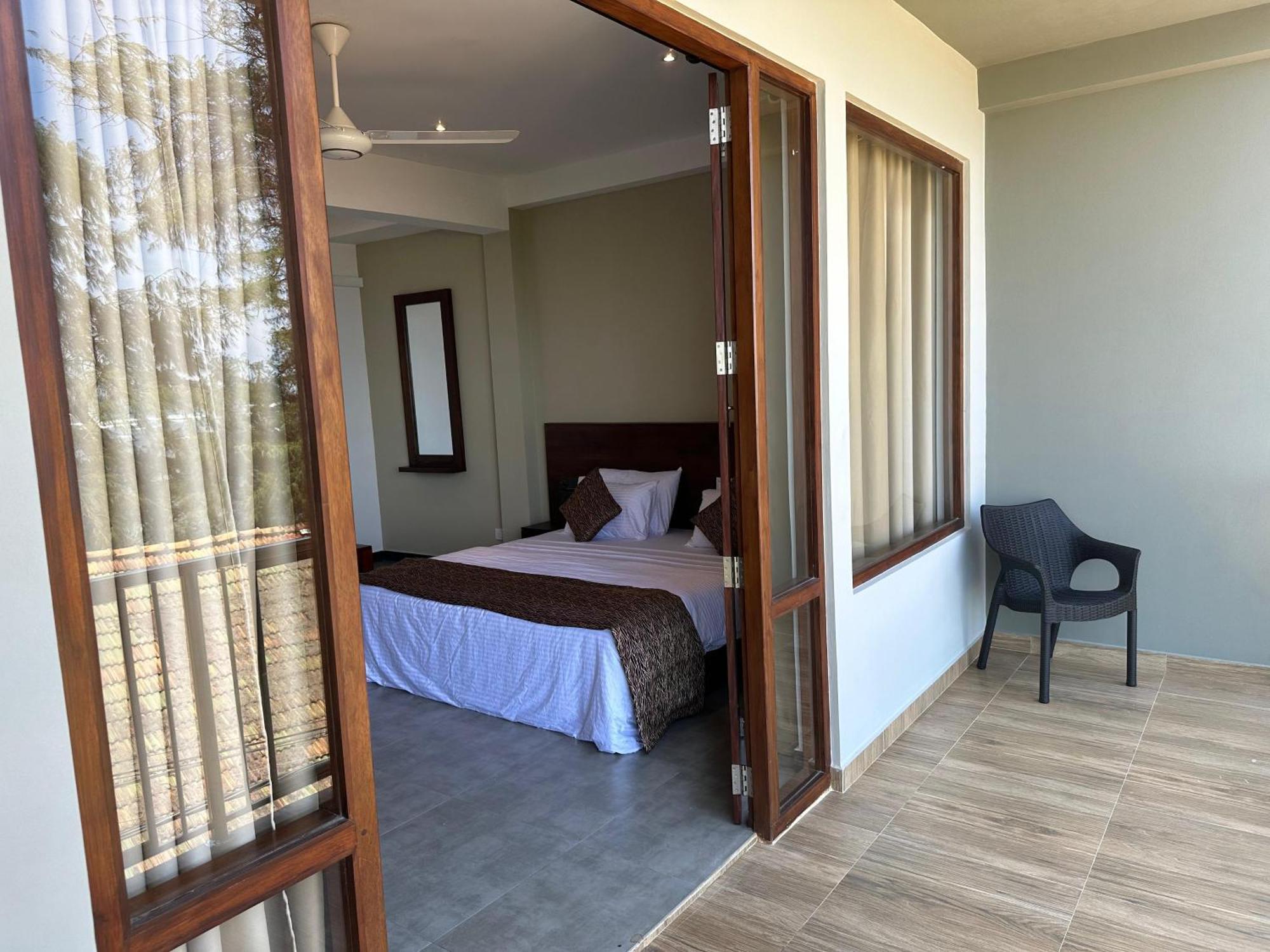 Cocos Polhena Hotel Matara Exterior foto
