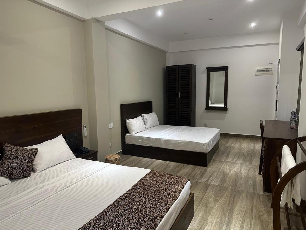 Cocos Polhena Hotel Matara Exterior foto
